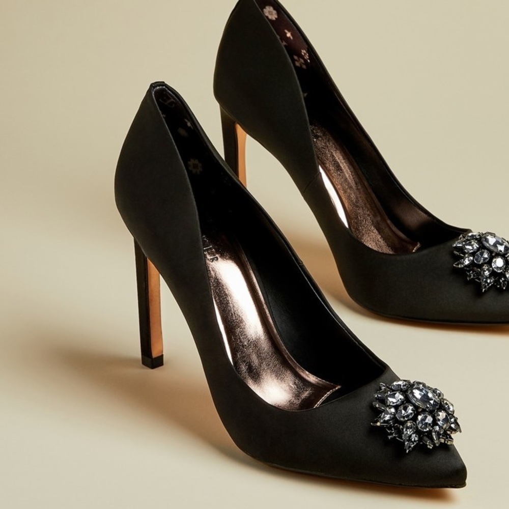 NEW TedBaker BRYDIEN Brooch Black Heels Sz9 (39.5)
